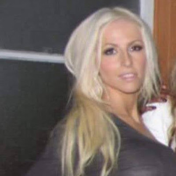 Meet your Posher, Elise - Picture 1 of 1